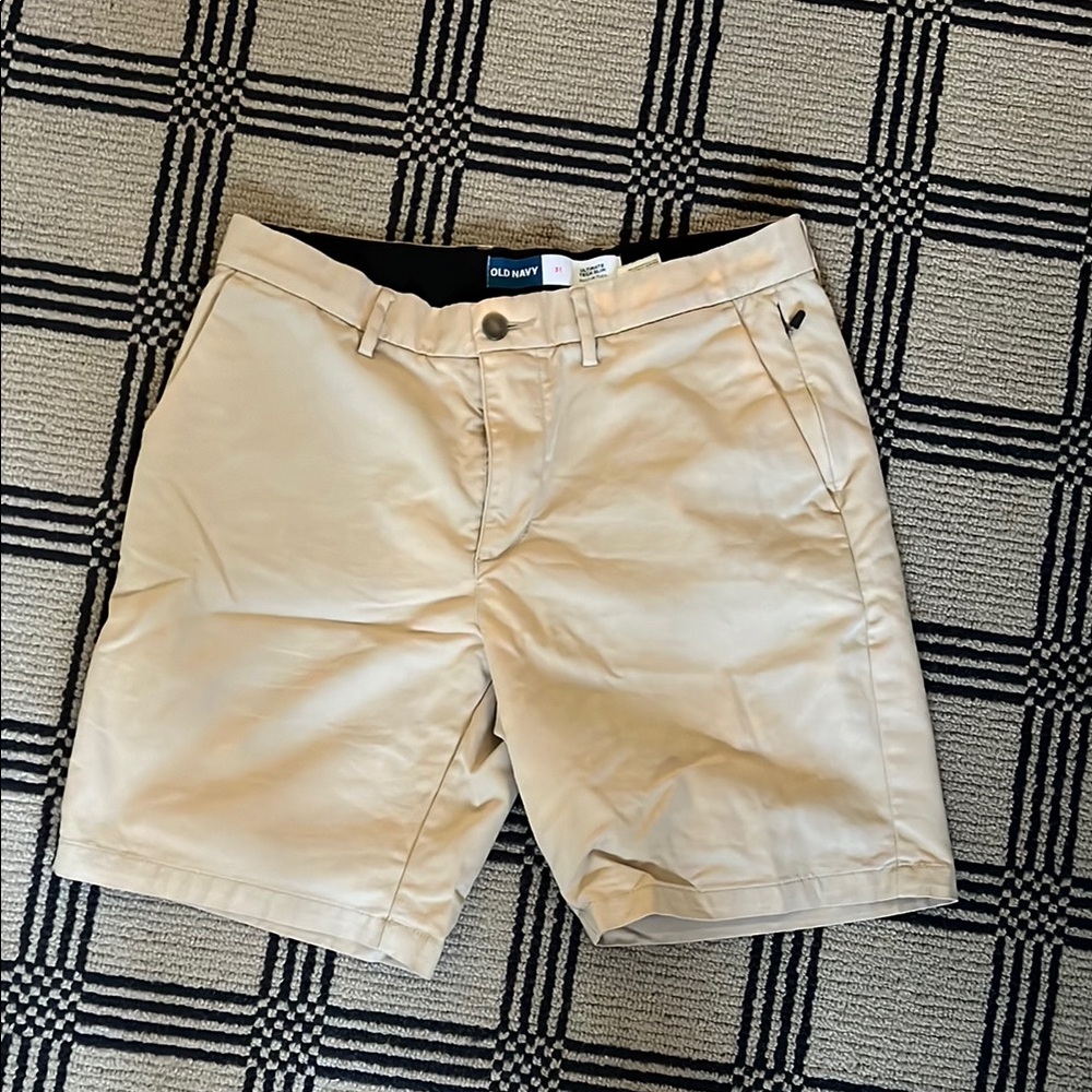 Old Navy Men's Tan Shorts